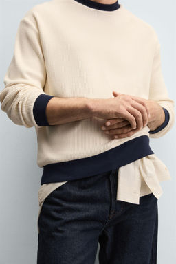 CONTRAST CHECK-TEXTURE SWEATSHIRT - Zara фото 6