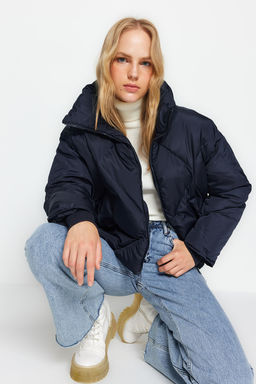 TRENDYOLMILLA Siyah Oversize Su Itici Sisme Kapitone Mont TWOAW24MO00146 фото 17