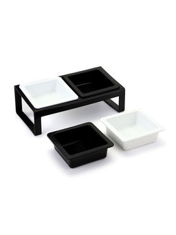 Миски с подставкой КВАРТЕТ пластиковые двойные (+ 2 миски в подарок), 2×0.38 л