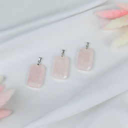 Кулон из Розового кварца