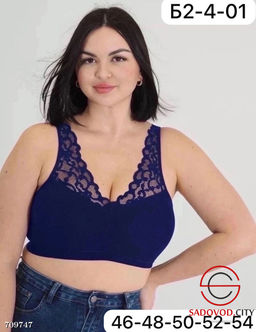 Женский топик с поролоном