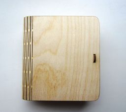 Шкатулка-книжка (14 см*14 см*4,5 см)