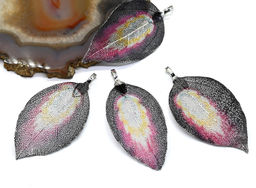 Подвеска Лист 25*60мм цв.черно-малиновый