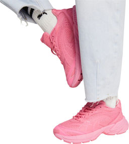 Кроссовки взрослые