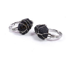 Кольцо из камня Шерл притягивает дары Вселенной, богатство и защиту