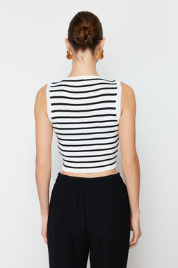 Ekru Crop Cizgili Triko Ince Bluz TWOSS23BZ00584