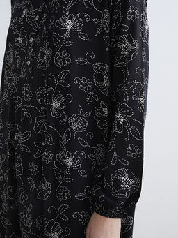 Hakim Yaka Desenli Elbise