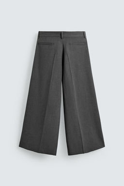 PANTAL?N WIDE FIT PLIEGUES / Gris