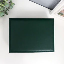 Шкатулка кожзам для украшений Тёмно-зелёная матовая 9х23х17 см - Simaland фото 4