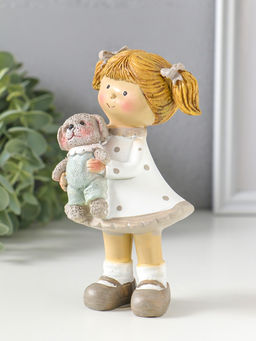 Фигурка полистоун «Девочка с хвостиками в белом платье в горох, с щенком», 8.5×5.5×13 см