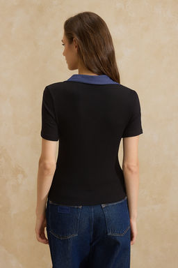 Siyah Renk Bloklu Fitted Polo Yaka Dugmeli Garni Detayl? Premium Yumusak Orme Bluz TWOSS26BZ00065 - Trendyolmilla фото 4