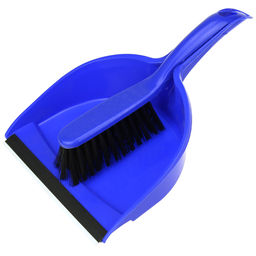 Комплект пластмассовый: совок 21х16х6,5см с резинкой + сметка 26х3,5см, ворс 4см Арка цвета в ассортименте: голубой, розовый, серый (Китай)