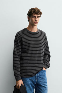 CHECK TEXTURED T-SHIRT - Zara фото 2