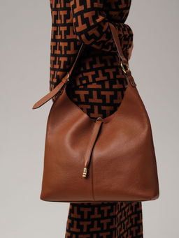 Кожаная сумка Deboro 30974 коричневый фундук