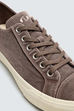 FABRIC TRAINERS