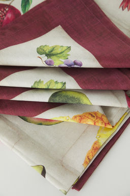 Trendyolmilla Home Meyve ve Sebze Desenli Masa Ortusu 140x200cm TPHSS25MOR00000  фото 3