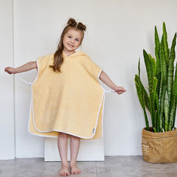 Полотенце-пончо Крошка Я Гномик, цвет молочный, размер 24-32, 100 % хлопок, 320 г/м2