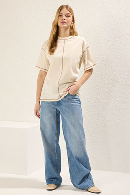 TRENDYOLMILLA Tas %100 Pamuk Karkoya Dikis Detayl? Oversize/Genis Kesim Orme T-Shirt TWOSS24TS00184 фото 2