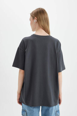 Широкая футболка с короткими рукавами и круглым вырезом оверсайз с принтом - Defacto фото 6