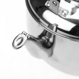 "Луга" Чайник из нержавеющей стали 6,8л, д24см h24см, s0,35мм, со встроенным в крышку свистком, подвижная пластмассовая ручка, цветная коробка (Китай)
ДОПУСКАЮТСЯ незначительные дефекты: небольшие неровности на швах, незначительные потертости. Товар