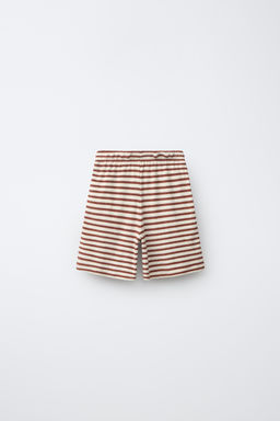 CONJUNTO CAMISETA Y BERMUDA RAYAS EFECTO TOALLA / marron/blanco