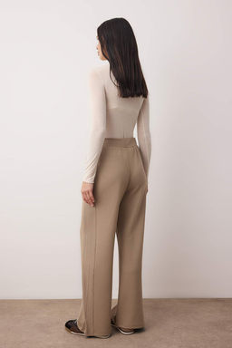 Vizon Kaskorse Detayl? Wide Leg Yumusak Kumasl? Esnek Orme Pantolon TWOAW26PL00113 - Trendyolmilla фото 4