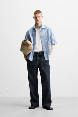 STRAIGHT-LEG JEANS WITH BELT