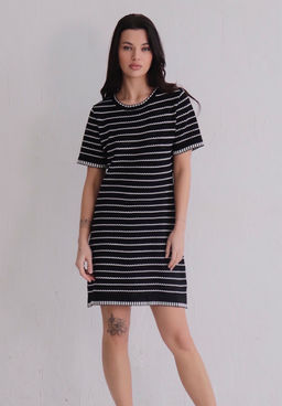 Платье вязаное чёрное в полоску