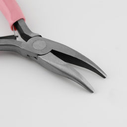 Тонкогубцы изогнутые, для рукоделия, 13×6.5 см, цвет серебряный/розовый