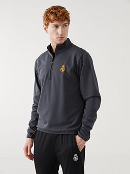 Standart Kal?p Dik Yaka Erkek Sweatshirt