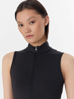 Комбинезон спортивный женский черный - Mark formelle фото 4