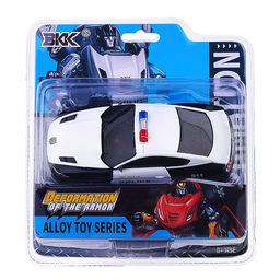 Робот трансформирующийся в полицейскую машину, в коробке