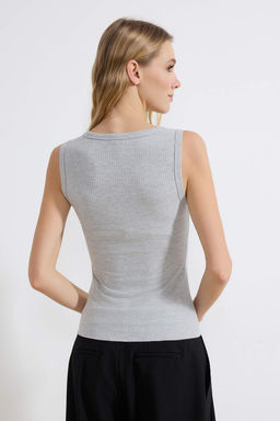 Siyah Fitted/Vucuda Oturan Kolsuz Fitilli Esnek Orme Atlet TWOSS26AL00007 - Trendyolmilla фото 9