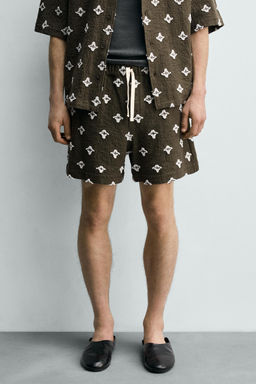 BERMUDA RELAXED FIT JACQUARD TEXTURA / Khaki oscuro - Zara фото 2