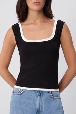 Siyah Renk Bloklu Fitted Havuz Yaka Standart Kol Kolsuz Pamuk Ribana _rme Atlet TWOSS26AL00103 - Trendyolmilla фото 3