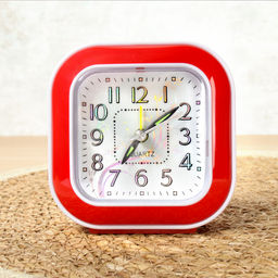 Будильник 10 см / XD901 /уп.100/ плавный ход/ подсветка экрана/ микс