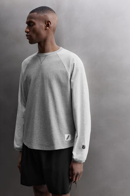 EMBROIDERED COLOUR BLOCK LONG SLEEVE T-SHIRT - Zara фото 8