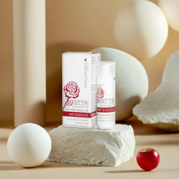 Тональная основа для макияжа с экстрактом розы и яблока РОЗОВЫЙ САД STYX, 30 мл