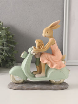 Фигурка полистоун Зайки. Мама с сыном на мопеде, 16?6?17.5 см