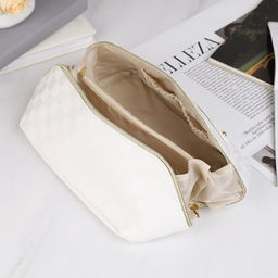 Косметичка 23,5х12 см / XN-012W /уп 50/белый - ГалеонТрейд фото 3