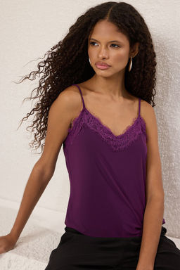 Trendyolmilla Siyah Dantel Detayl? V Yaka Ask?l? Esnek Orme Bluz TWOSS24BZ00402  фото 9