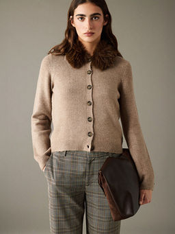 ??kar?labilir K?rk Yaka Kad?n Triko H?rka