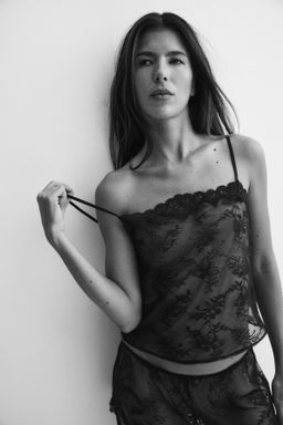 Top de encaje con tirantes espagueti - H&m фото 3
