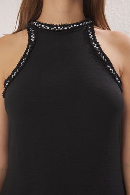 Trendyolmilla Siyah Duz Kesim Aksesuar Detayl? Maxi Dokuma Elbise TWOSS25EL00556