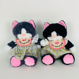 Мягкая игрушка Кошка в сарафане 22 см