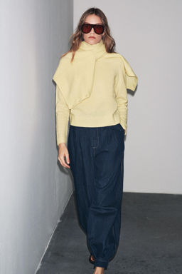 BASIC 100% WOOL SWEATER