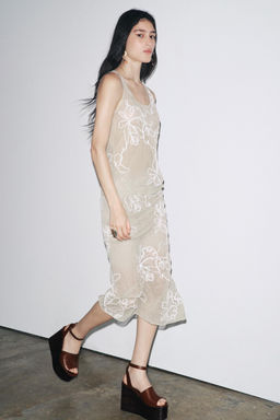 SEMI-SHEER STRUCTURED KNIT SKIRT - Zara фото 5