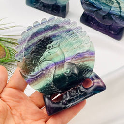 Фигурка резная "Павлин" из Флюорита