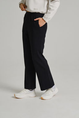 Брюки трикотажные Черный COMMUTE Knit Track Pants