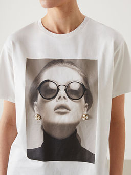 Bisiklet Yaka Bask?l? Kad?n Ti??rt